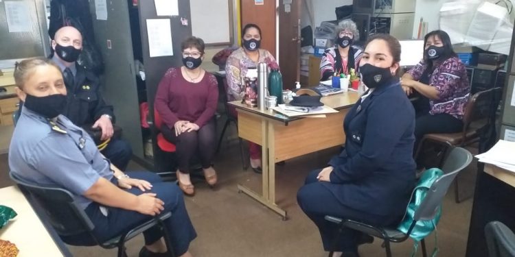 Policía Comunitaria continúa trabajando con los adultos mayores