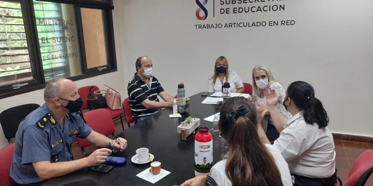 Programa Escuela Segura: Policía Comunitaria se reunió con Ministerio de Educación