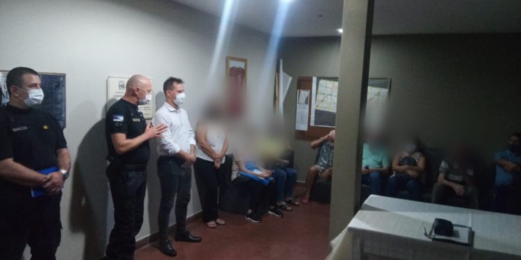 Policía Comunitaria: Importante encuentro con más de 13 representantes vecinales de la Comisaría Tercera