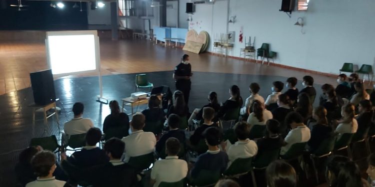 Escuela Segura: Actividades preventivas en escuela de Posadas