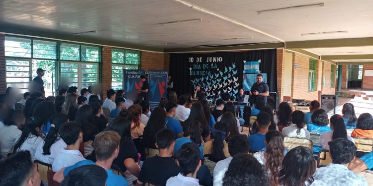 Policía Comunitaria: Estudiantes participan de charlas sobre Prevención de las Violencias