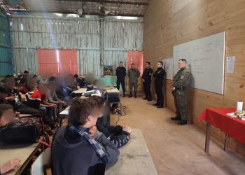 Wanda: el Dpto. Lacustre participó de charla preventiva en escuela