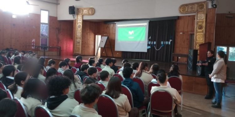Policía de Proximidad: fuerte apuesta institucional en el trabajo con la comunidad educativa en toda la provincia