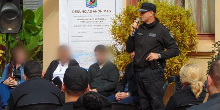 En toda la provincia, la Policía Comunitaria trabaja en la prevención